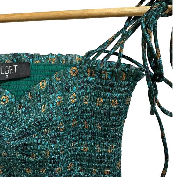 Reset The Sailor Green Combo Floral Smocked Tie Cropped Top Size Small #JT517L - Picture 2 of 5